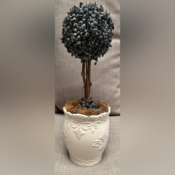 Real-Like Berry Topiary Wood/Moss on Anca Leaves Dotted Bead Motif Pot #092424 - Picture 1 of 9